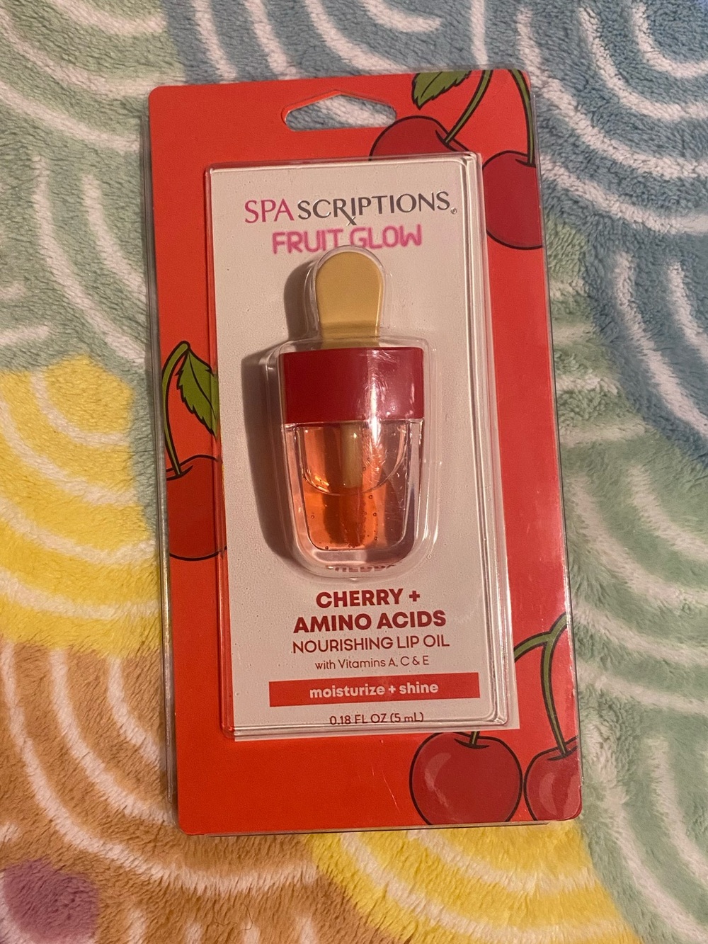 Cherry Nourishing Lip Oil - Red